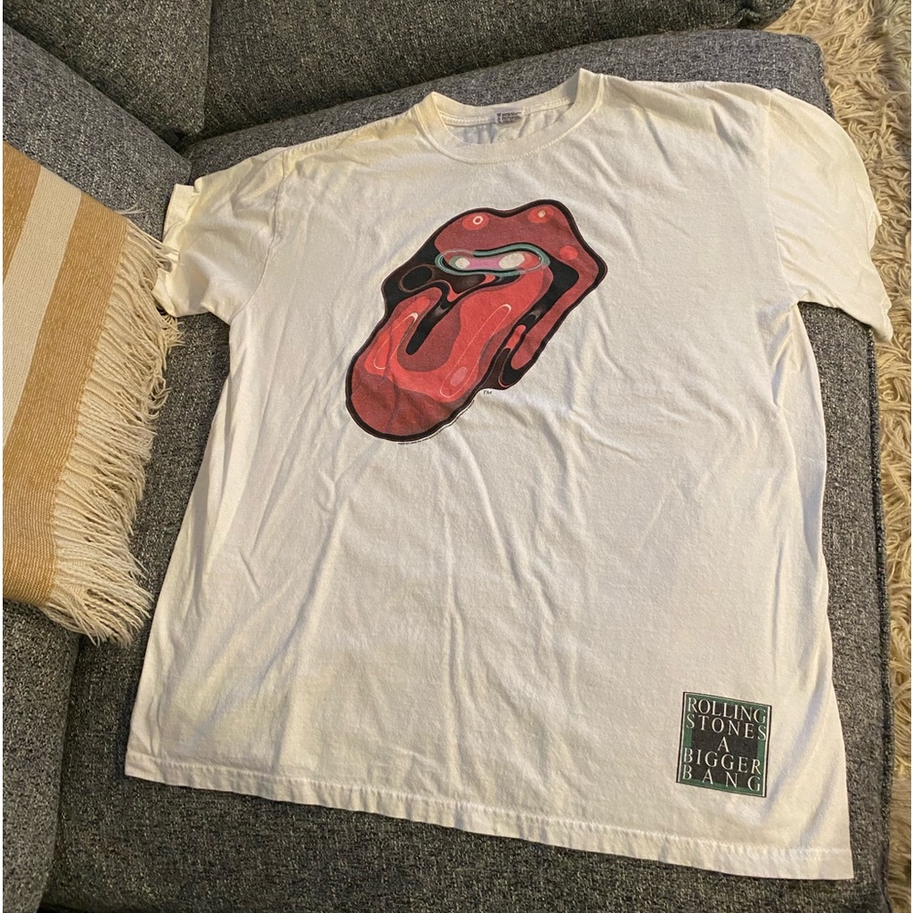Vintage 2005 The Rolling Stones A Bigger Bang concert tour lips T- shirt